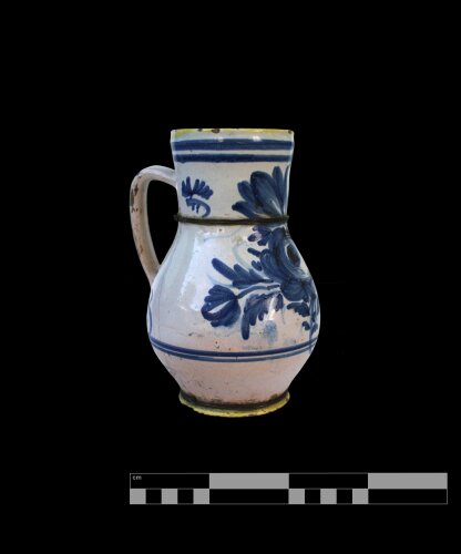 Fajánsový džbánek z Vyškovska